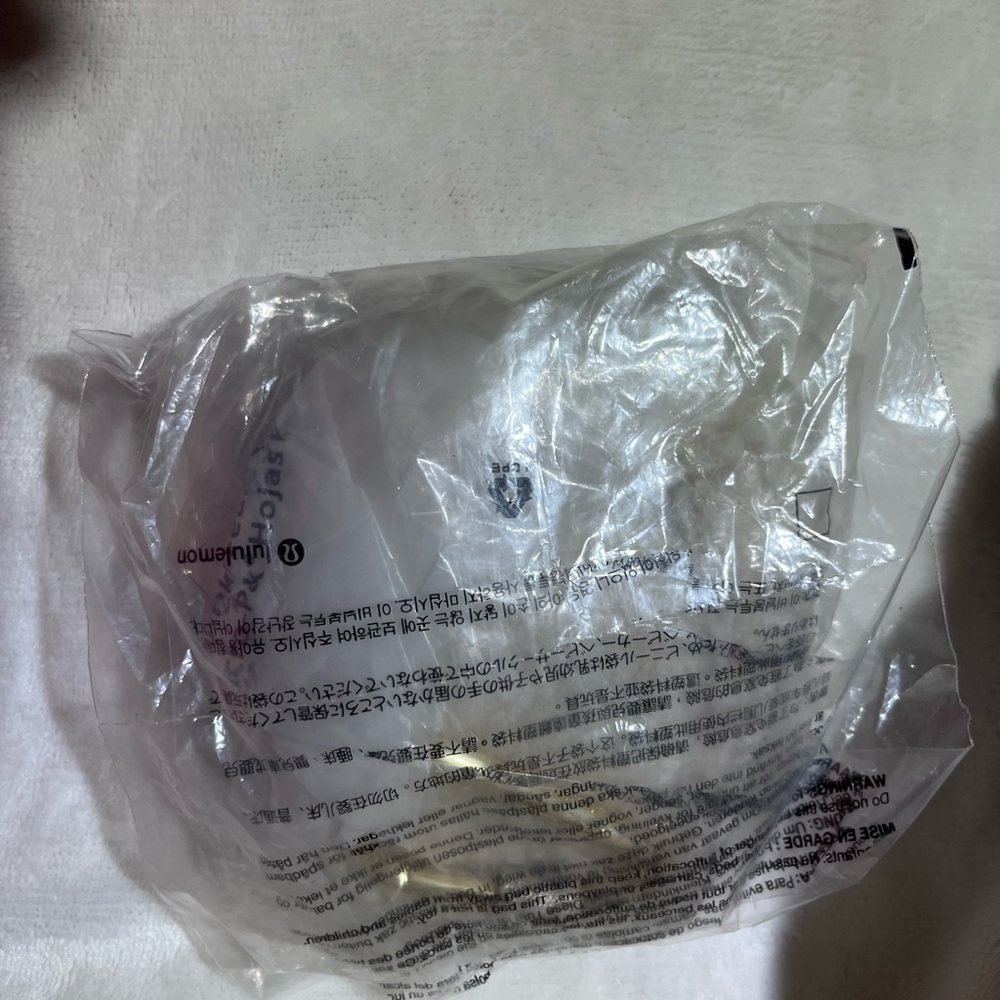 New Nano Bag Light ivory with gold - Picture 3 of 5